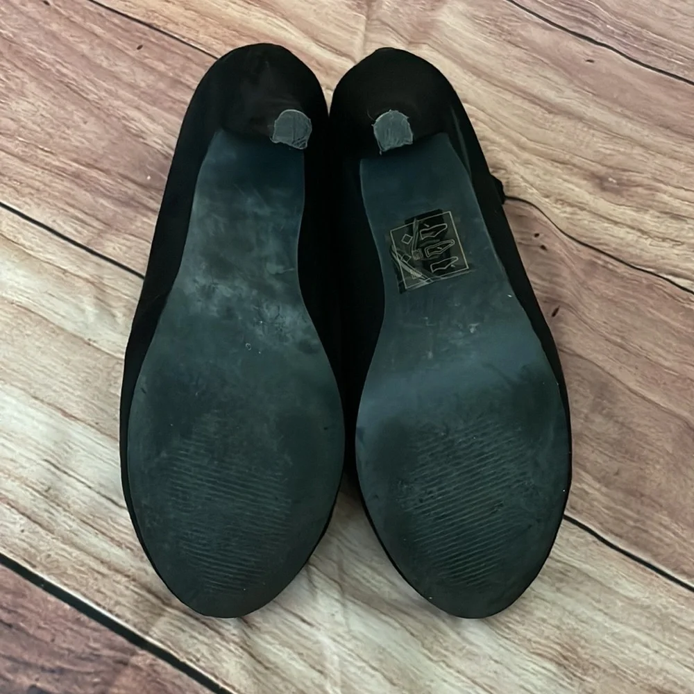 Suede/lace ankle boots size 7.5 color black